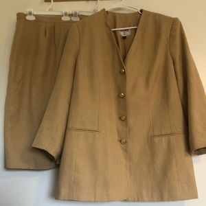 Kasper Suit skirt Size 22